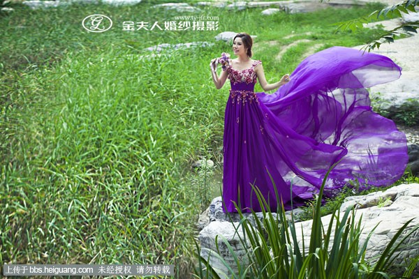 紫色主题婚纱
