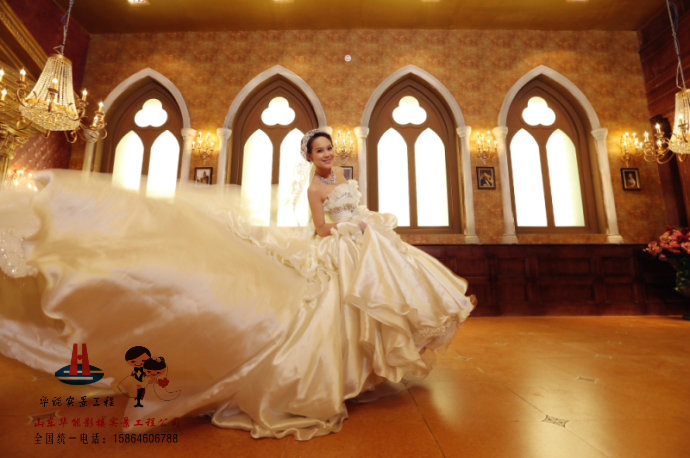 徐州念久婚纱影棚_北京婚纱摄影 借助婚纱摄影影棚达到怎样的氛围